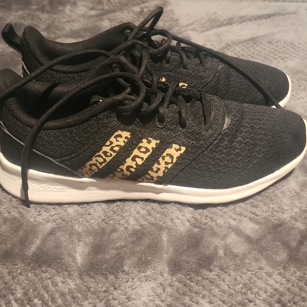 Adidas Leopard Stripes Like New
